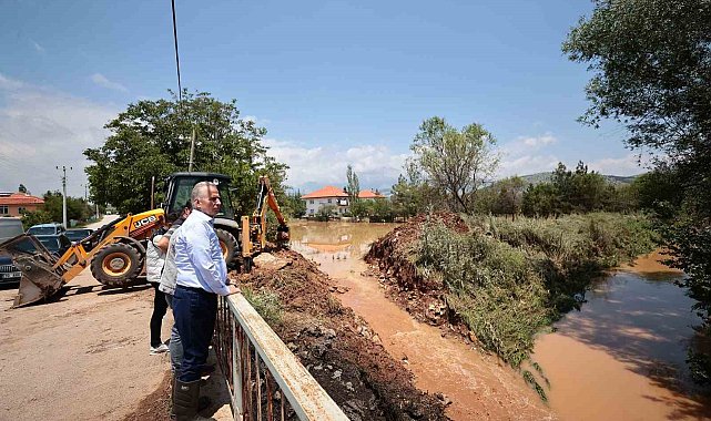 Denizli'de selin yaraları sarılıyor