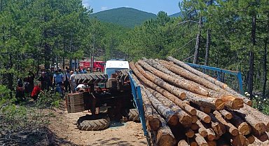 Devrilen traktörde 1 kişi öldü, 1 kişi yaralandı
