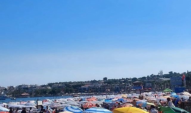 Didim'de plajlarda adım atacak yer kalmadı