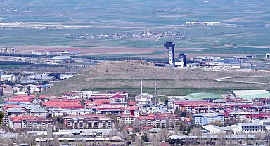 Doğu'da en çok heyelan oluyor