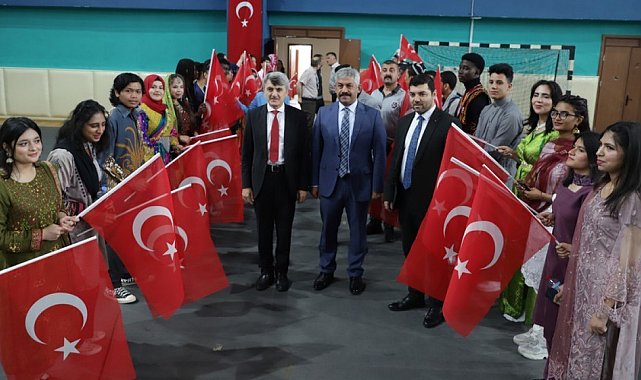 DPÜ TÖMER'de mezuniyet heyecanı