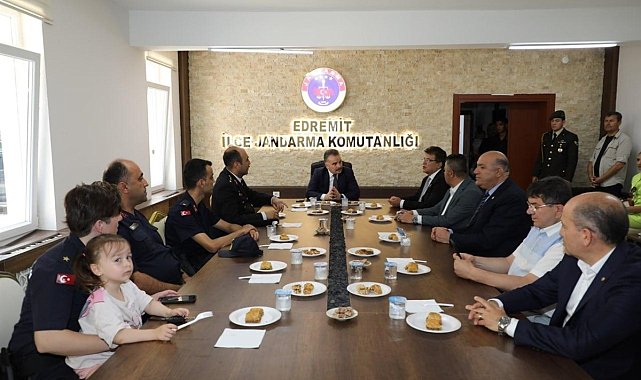Edremit'te Kurban Bayramı bayramlaşma programı