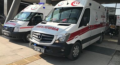 Elazığ'da 30 acemi kasap hastanelik oldu