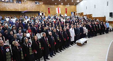 Elazığ'daki mezuniyet töreninde gözyaşları sel oldu