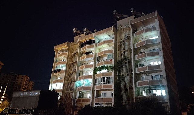 Enkaz kent Hatay'da umut ışıkları