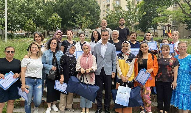 Esenyurtlular ilk yardım eğitimleriyle bilgilendiriliyor