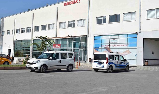 Eşya taşırken 3'üncü katta düşen şahıs ağır yaralandı