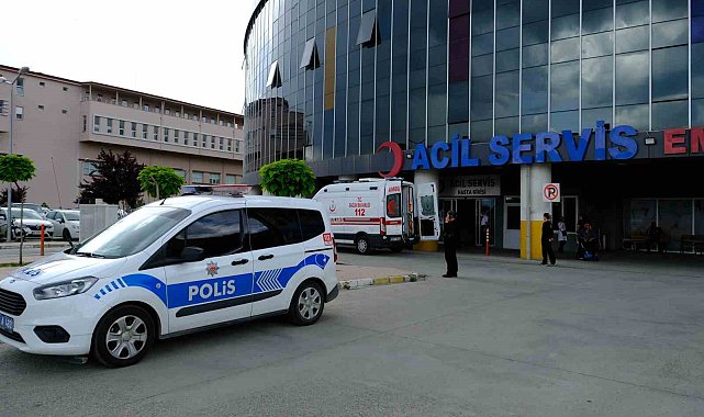 Evinde kalp krizi geçiren yaşlı kadın hastanede hayatını kaybetti