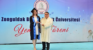 Fizyoterapi ve rehabilitasyon mezunları için yemin töreni düzenlendi