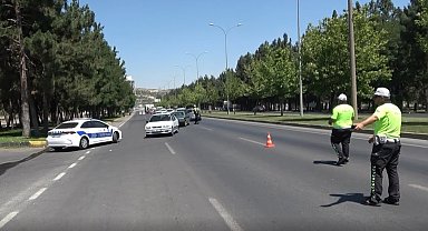Gaziantep'te polis ve jandarma ekiplerinden bayram denetimi