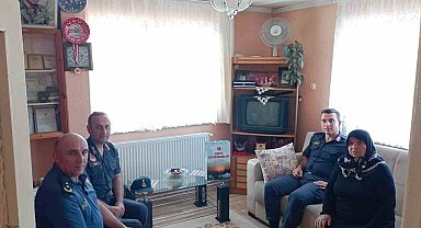 Gediz'de bayram öncesi protokol üyelerinden şehit ailelerini ziyaret