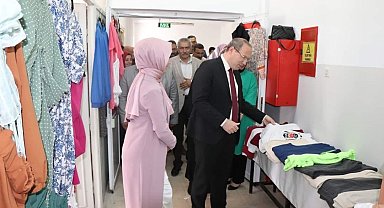 Giyim Üretim Teknolojileri kursunun yılsonu sergisini düzenlendi