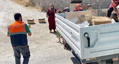 Gölcük'ten deprem bölgesine yardımlara devam