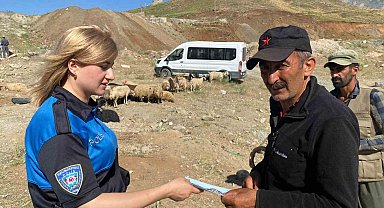 Hakkari polisi sahte para konusunda bilgilendirme yaptı