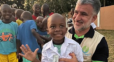 Help Yetim, Afrikalı çocukları bayramda sevindirdi