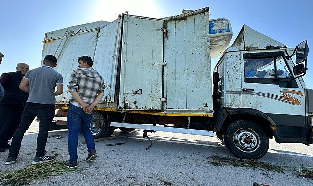 Helva yüklü kamyonetin devrildiği kazada ölen ya da olmadı