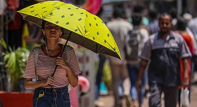 Hindistan'da aşırı sıcaklar nedeniyle can kaybı 96'ya yükseldi