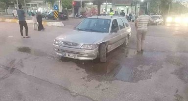 İki otomobil çarpıştı: 2 yaralı
