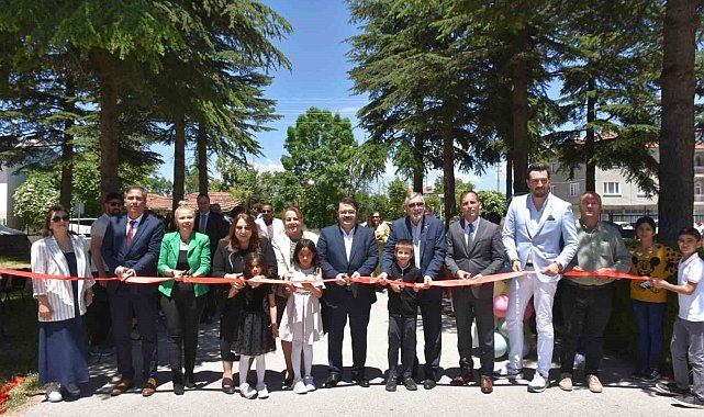 İnönü'de 5. Geleneksel Bahar Sergisi açıldı