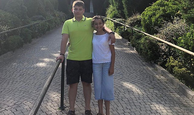 İskenderun'da 2 öğrenci LGS'de Türkiye birincisi oldu