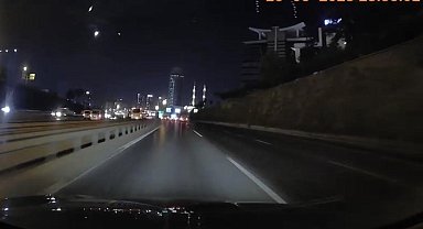 İstanbul semalarında tanımlanamayan cisim kameraya yansıdı