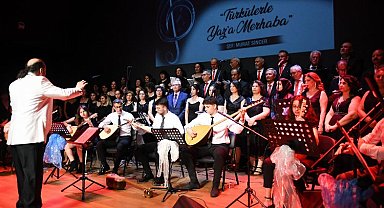 İzmir Karabağlar'da yaza türkülü 'merhaba'