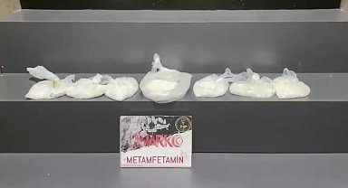İzmir'de 2 kilo metamfetamin ele geçirildi