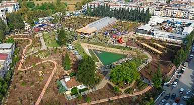 İzmirliller bu parka sahip çıkıyor
