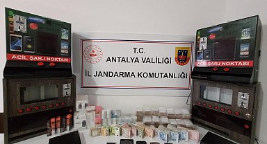 Jandarma uyuşturucu tacirlerine geçit vermiyor