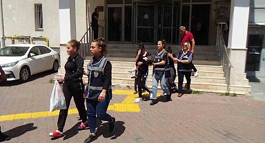 Kadın hırsızlar yakalandı