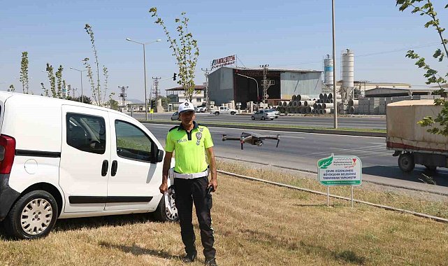 Kahramanmaraş'ta dron ile kırmızı ışık denetimi