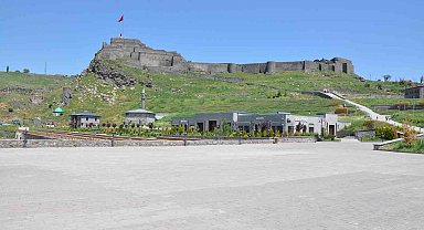 Kars'ta caddelerde bayram sessizliği