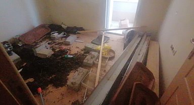 Karşılıklı iki daireyi aynı anda kiraladı, birinde oturdu diğerinde laboratuvar kurup uyuşturucu yetiştirdi