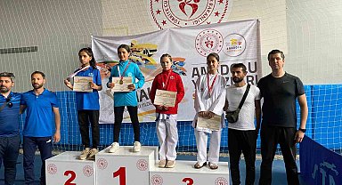 Karslı sporcular madalyayla döndü