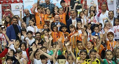 Kayseri Kocasinan'da satranççılar ödüllendirildi