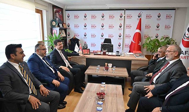 Kayseri Milletvekili Arıkan siyasi partilerle bayramlaştı