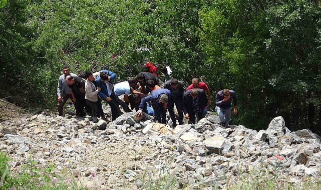 Kaza 20 saat sonra fark edildi:2 kişi öldü 1 kişi ağır yaralandı
