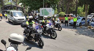 Kazadan 8 yıl sonra hayatını kaybeden polis, son yolculuğuna uğurlandı