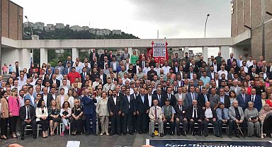 Kocaeli'de geleneksel kent bayramlaşmasında geçmişten bugüne yapılan bayramlaşmaların fotoğrafları sergilendi