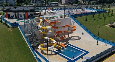 Kocaeli'nde çift kaydıraklı Aquapark hizmete girdi