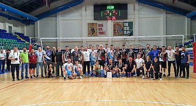 Kütahya'da kurumlar arası voleybol turnuvası