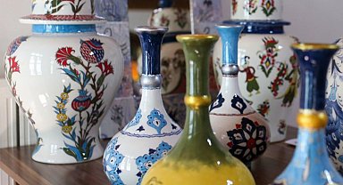 Kütahya'da geleneksel el sanatları sergisi sürüyor