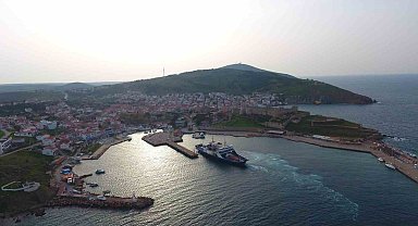 Kuzey Ege'nin turizm cenneti Bozcaada, Kurban Bayramı'nda dolup taştı