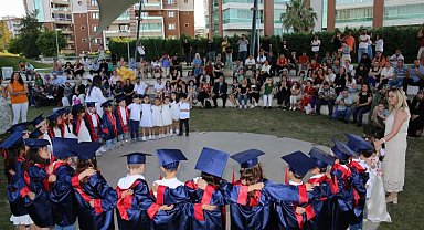 Manisa'da minik öğrencilerin kep heyecanı
