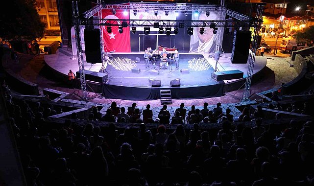 Marmaris'te müzik şöleni