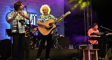 Marmaris'te Yeni Türkü konserinde 'özgürlük' mesajı