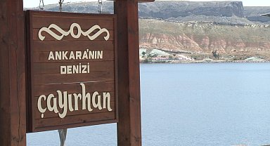 Mavi ile yeşilin bir arada bulunduğu Ankara'nın denizi: Çayırhan Gölü