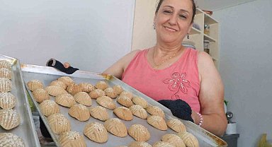 Memleketine hasret kalan Hataylılara, bayramların vazgeçilmezi kömbe kargo ile ulaşıyor