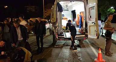 Motosiklet köpeğe çarptı: 2 yaralı
