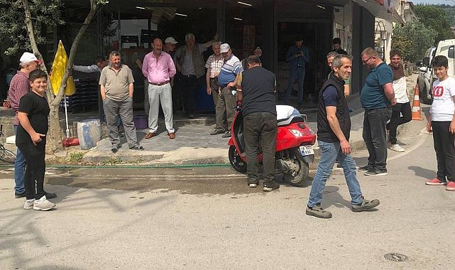 Motosikletin içinden 1 metrelik yılan çıktı